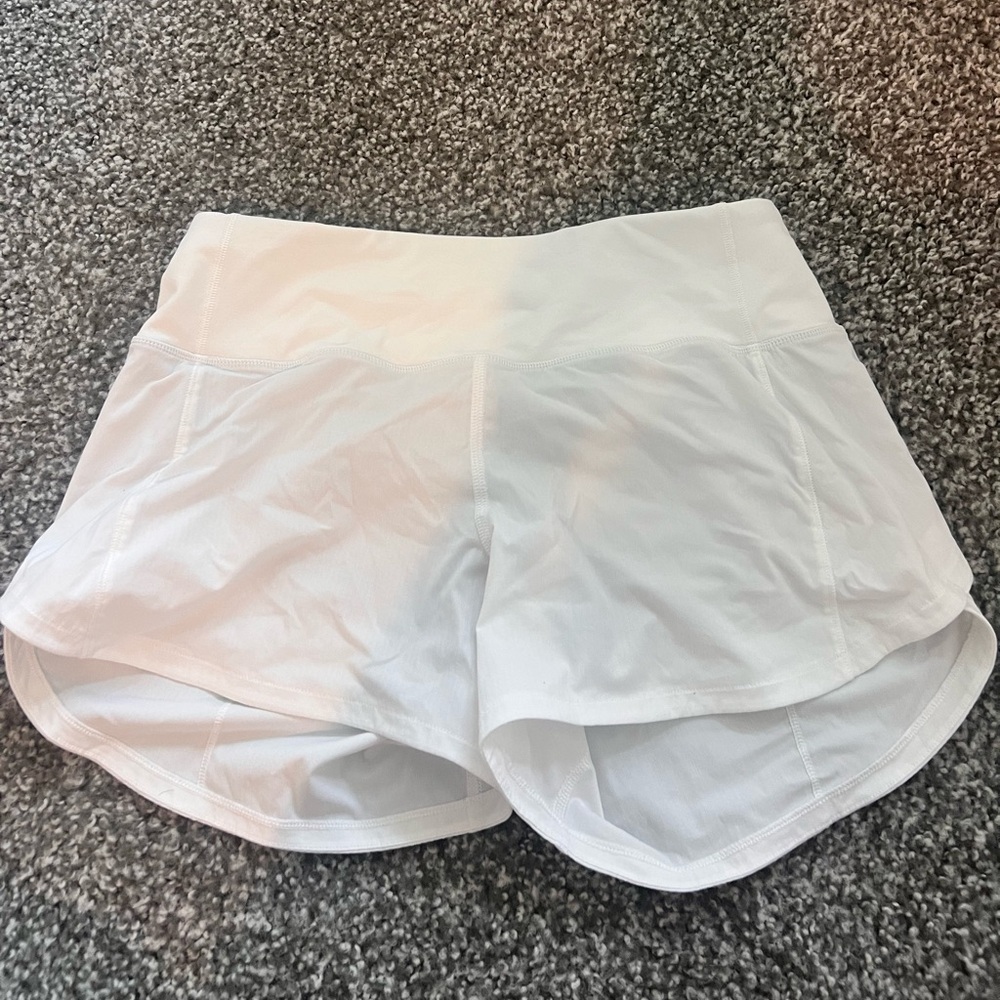 Lululemon Speed Up Mid-Rise Lined Short 4" White